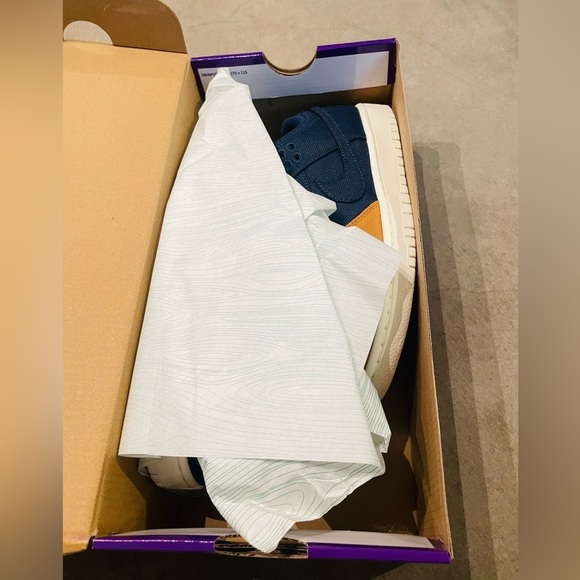 Nike Dunk Low SB 'Navy Desert Ochre' DX6775-400 size 7 Men - Picture 2 of 7